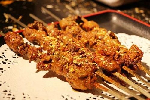 唐山烧烤小视频谁爆料的,揭秘幕后爆料者身份之谜
